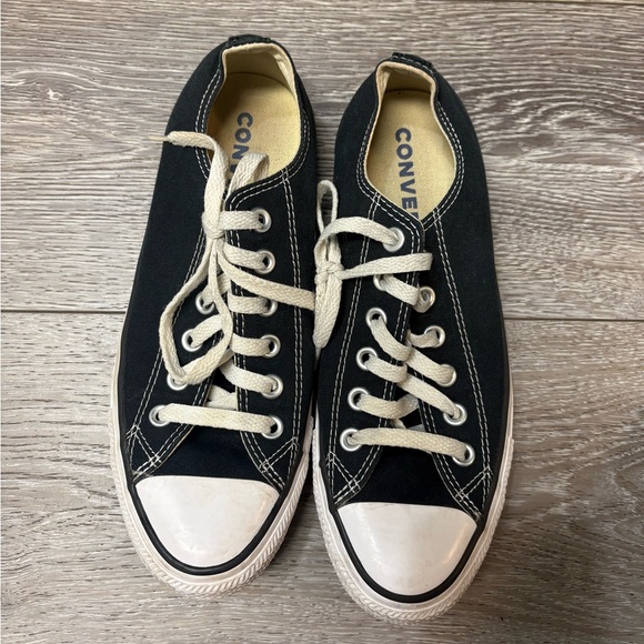 Converse Other - Converse Black and White Canvas Shoes